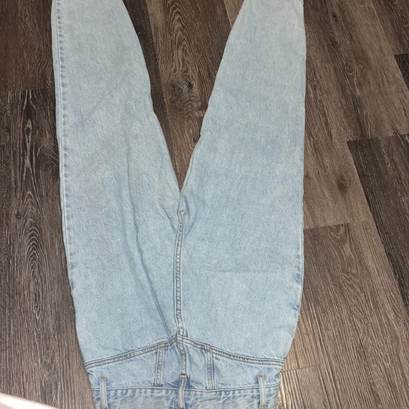 BDG urban outfitters Light Wash Jeans Boyfriend Jeans denim mom jeans - Picture 7 of 7